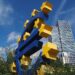 ECB Chief Economist Lane Warns Against Prolonged Restrictive Monetary Policy