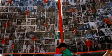 Iran, US spar as diaspora organises rallies abroad calling for action